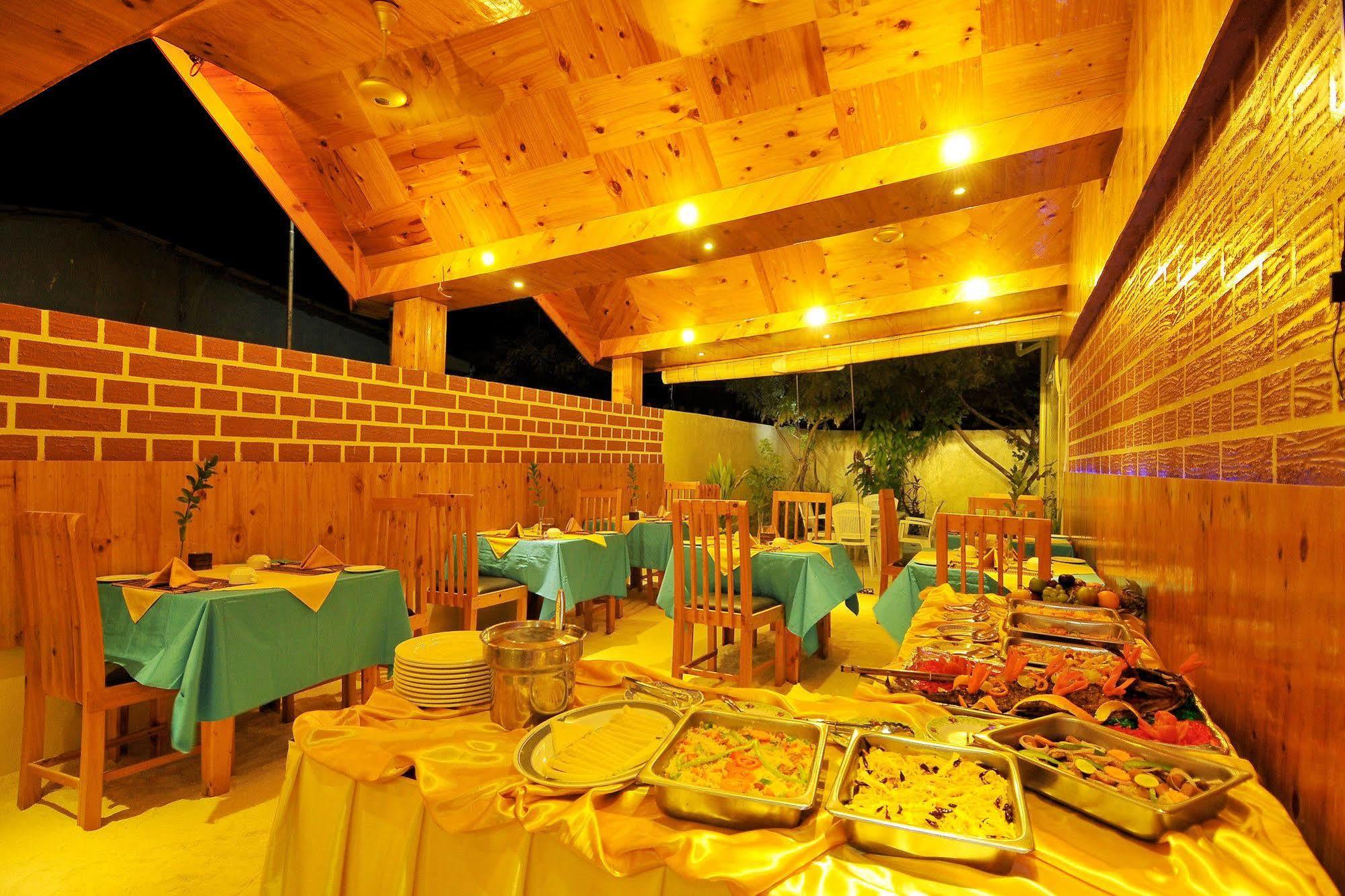 Arena Lodge Sky Maafushi Kültér fotó
